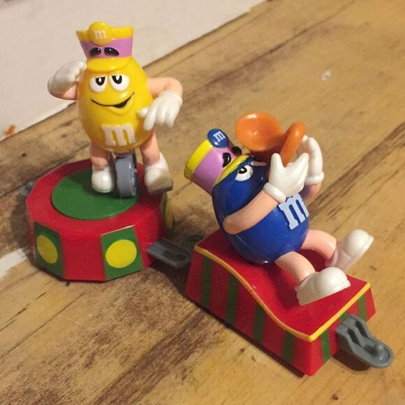 M & M collectibles - Picture 2 of 11